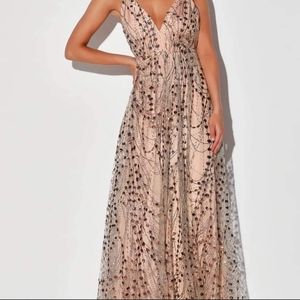 NWT! Lulus Sequin Maxi Dress